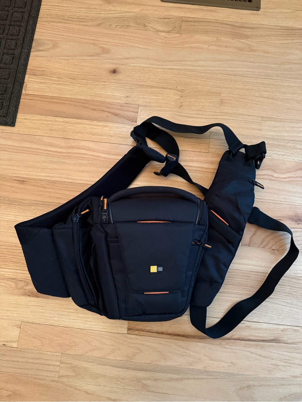 Compact Black Sling Bag camera bag